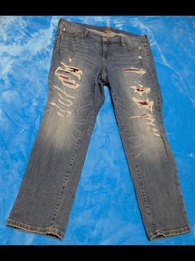 👖💙 Distressed Boyfriend Jeans Blue Ripped Denim 💙👖